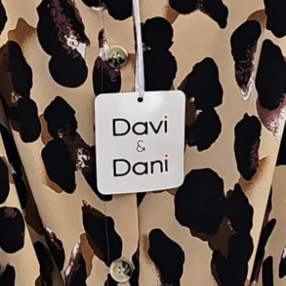 NWT DAVI & DANI Womens Tan Sleeveless Tie Front Camisole Top Size L - Picture 3 of 4